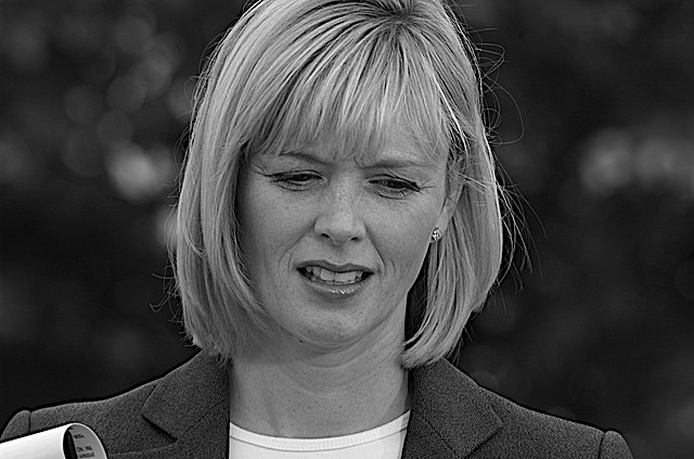 Nick Gardner Julie Etchingham husband public summary and details