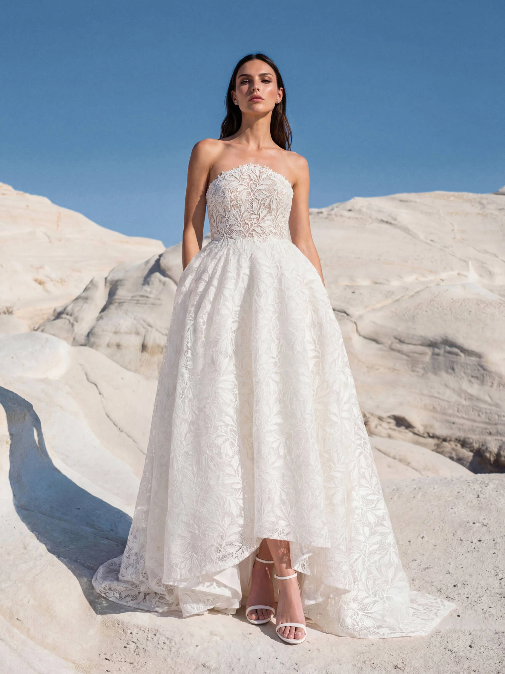 5 Best Fashion Designers in Aberdeen - Explore collections with a distinctive perspective